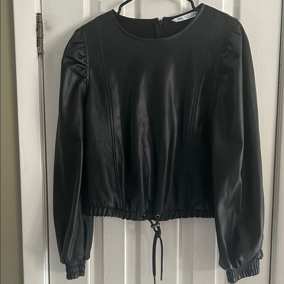 ZARA FAUX BLACK LEATHER PUFF SLEEVE TOP SIZE L - Picture 1 of 5